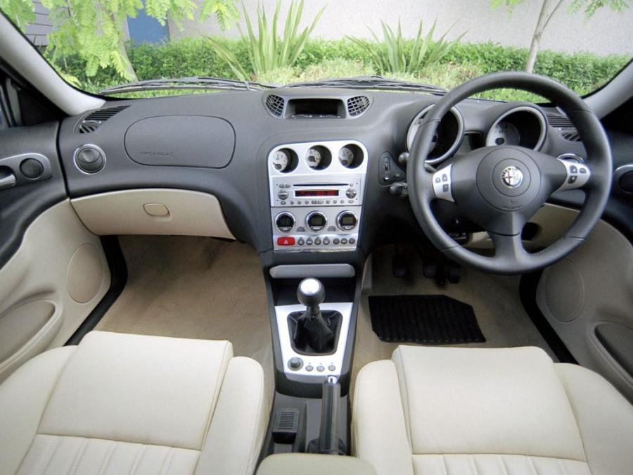 Торпедо Alfa Romeo 156 2.4 JTD 2003 года  (AU) (фото 4 из 8)